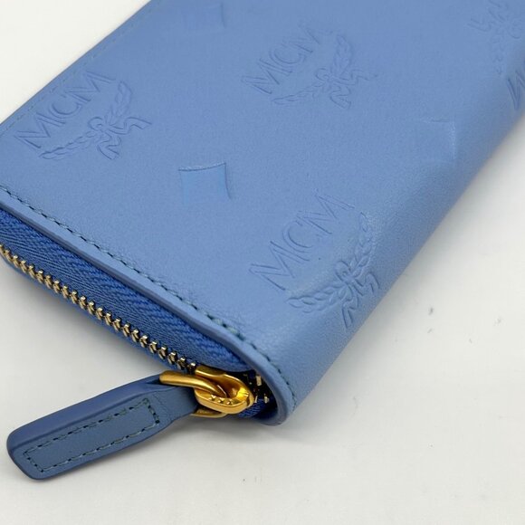 MCM Aren Della Robbia Blue Embossed Monogram Leather Card Case - Picture 6 of 12